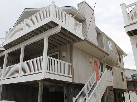 4th image of 26 80th St W #B