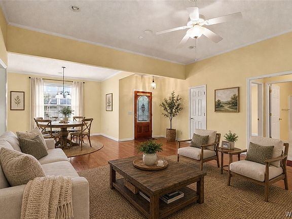 5th image of 2020 Cross Creek Dr