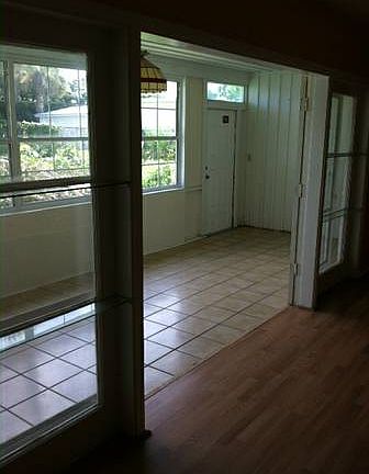 4th image of 428 Pelican Ave