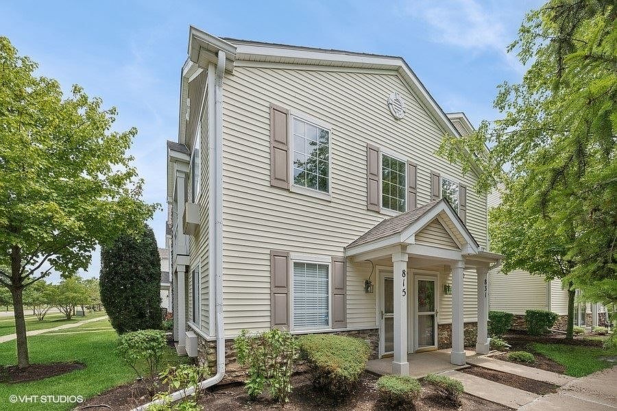 1st image of 815 Silverstone Dr #815