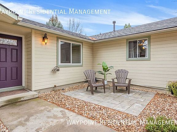 4th image of 4943 W Catalpa Dr