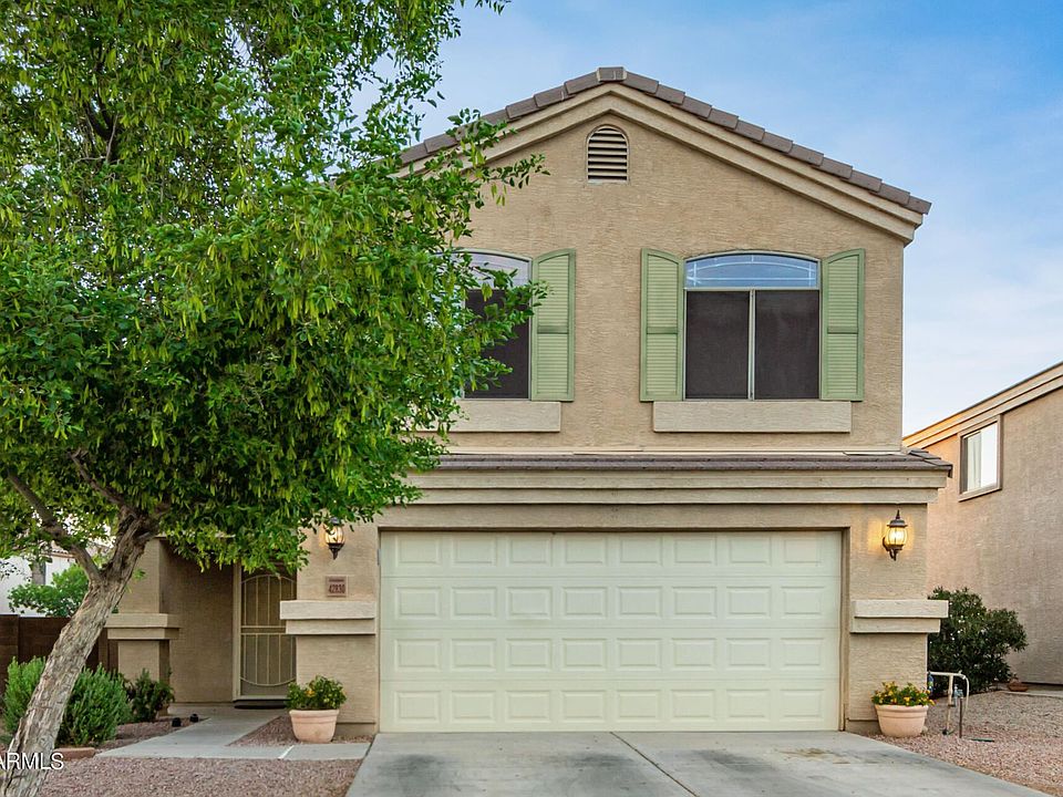 1st image of 42830 W Estrada St