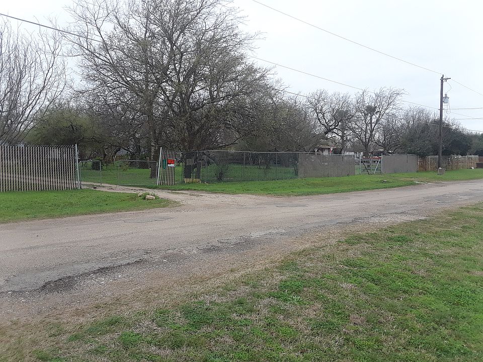 1st image of 18718 County Road 5739