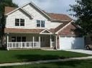 241 Evergreen Cir, Gilberts, IL 60136