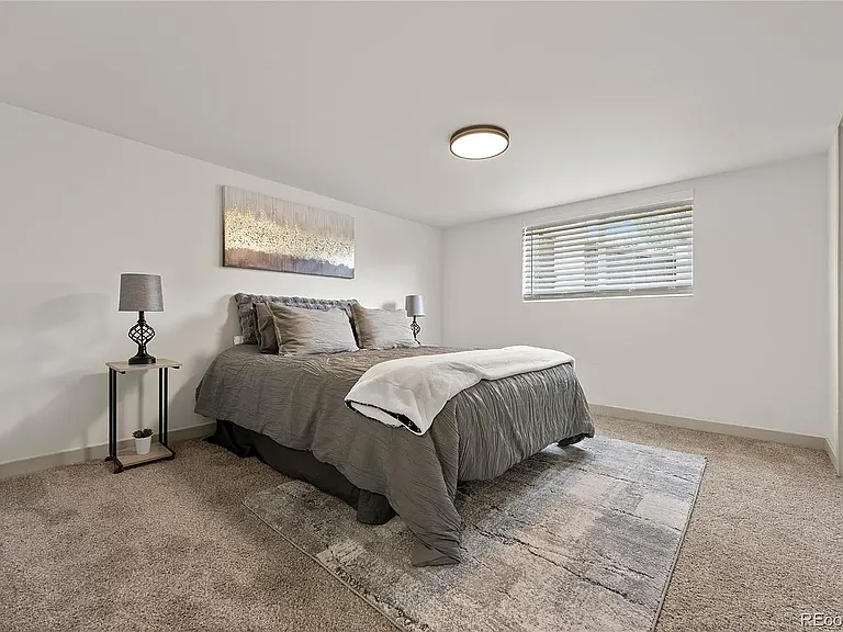 3060 W 55th Pl — Photo 11