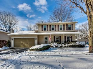 270 S Hickory Ave, Bartlett, IL