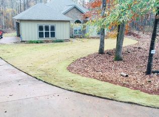 798 Grantham Dr, Cataula, GA 31804