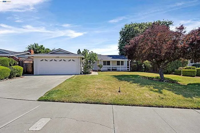 4034 Francisco St — Photo 4