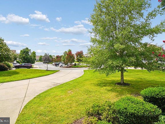 5th image of 16352 Corkscrew Ct