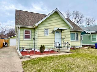 837 Clinton Ave, Des Moines, IA 50313