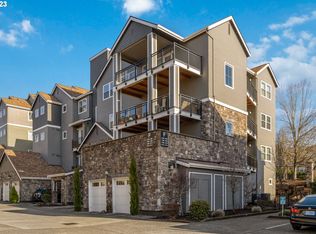 11708 SE Crested Eagle Ln #F-5, Portland, OR
