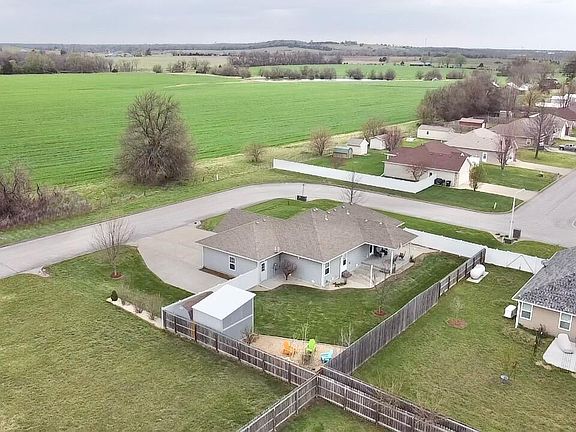 4th image of 4770 S 129th Road
