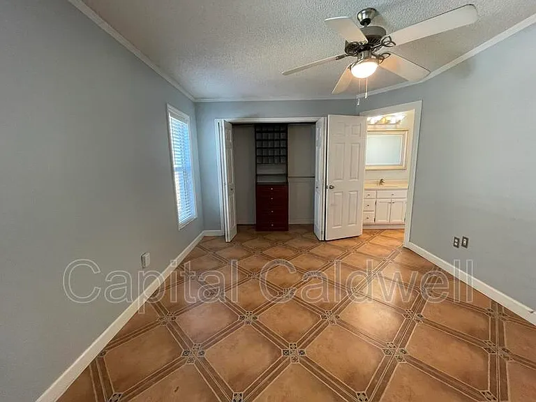 12813 Starling Dr — Photo 26