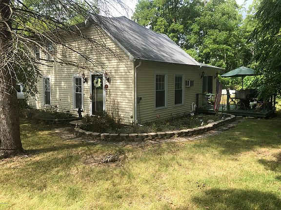 2nd image of 126 Reading Ave