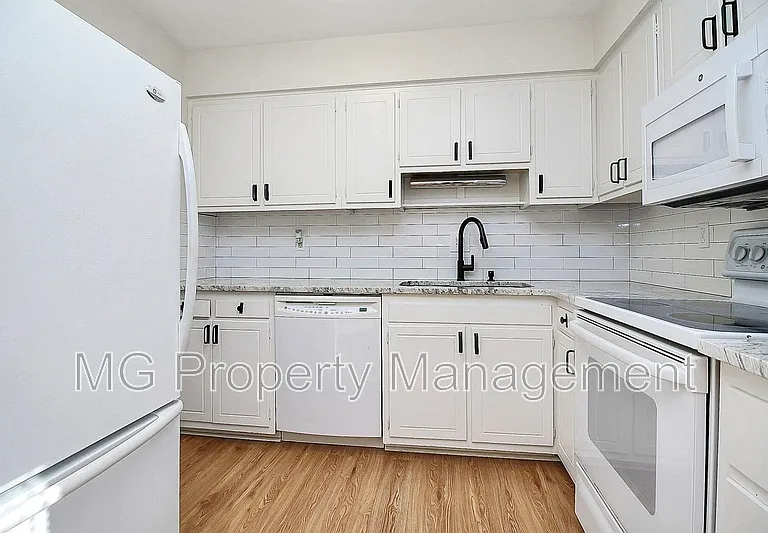3726 Park Rd #D — Photo 7