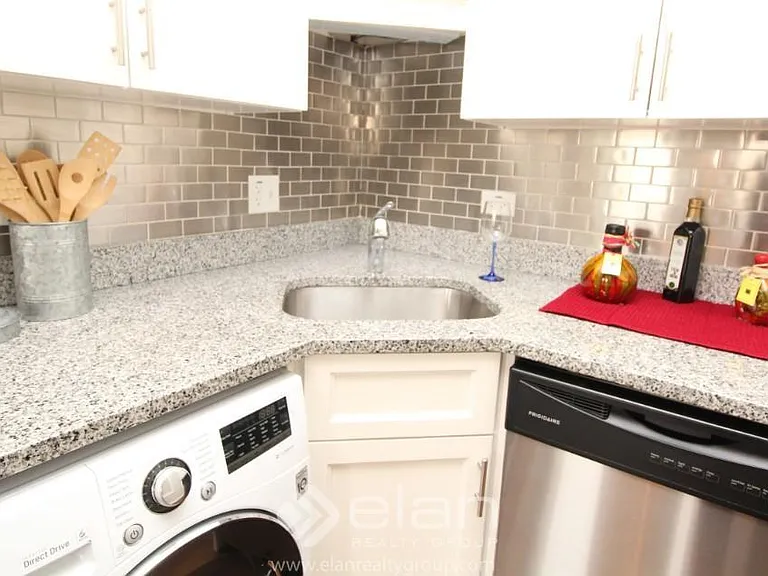 2014 W McLean Ave #1F — Photo 3