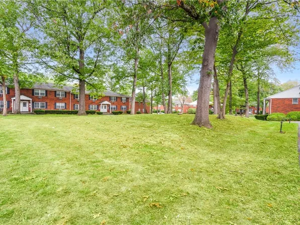 5 Wildwood Drive #15D, Wappingers Falls, NY 12590