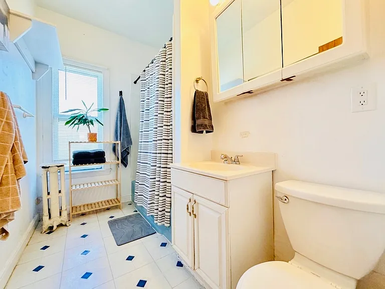 3 Foster St #2L — Photo 3