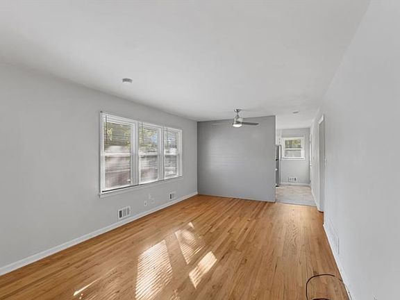 3rd image of 6643 Woodrow Ave #B