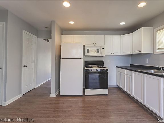4th image of 524 Luther Ave