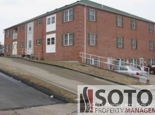 720 W Adams St APT 4, Jackson, MO 63755