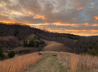 1001 Roberts Branch Rd, Marshall, NC 28753