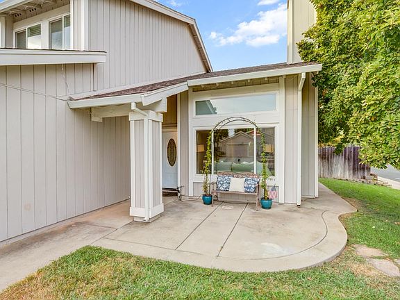 3rd image of 2309 Mills Ranch Way