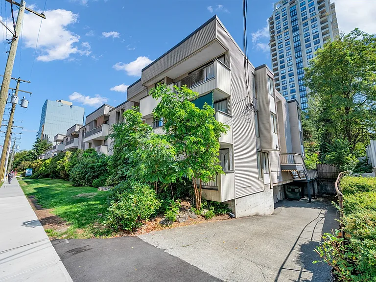 6044 Wilson Ave — Photo 6