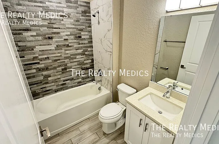 239 Hibiscus Ln — Photo 27