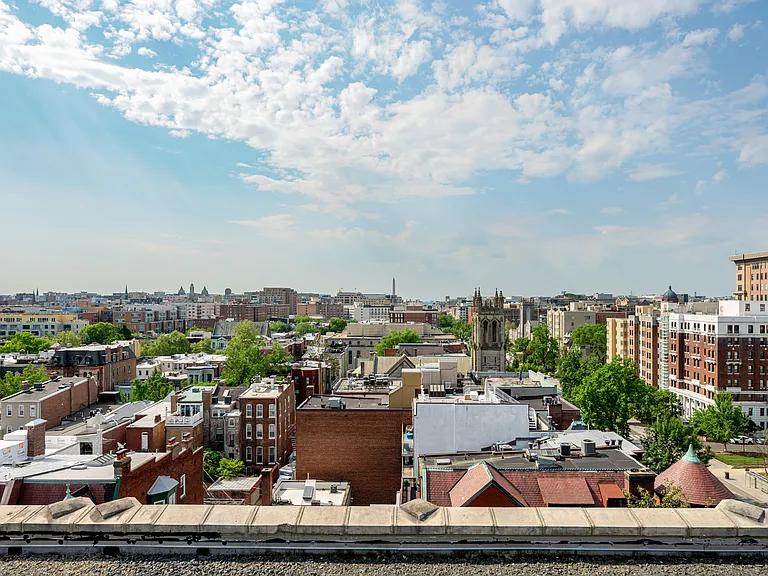 1701 16th St NW #208 — Photo 15
