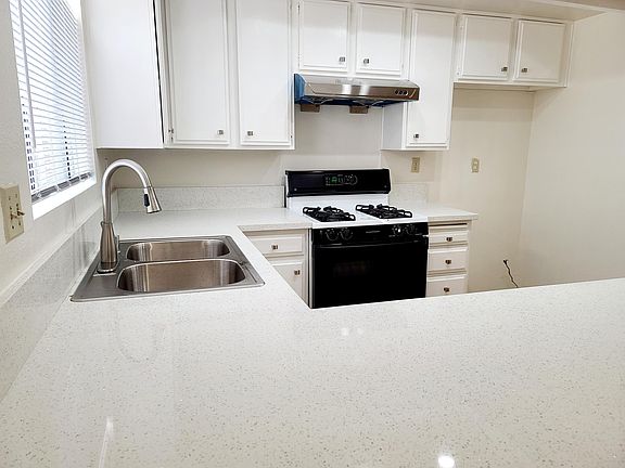5th image of 5221 Rosemead Blvd APT C