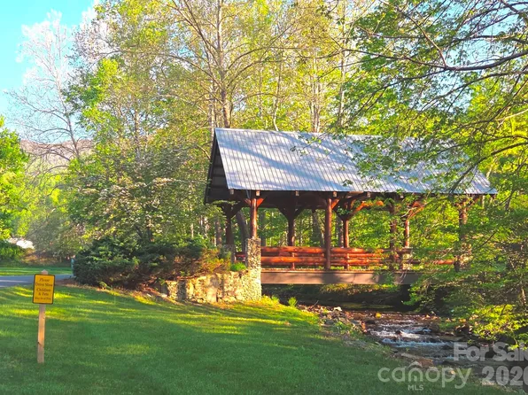 50 Turtle Rock Ln #6, Waynesville, NC 28785