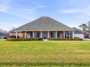 11581 Highpoint Dr, Tickfaw, LA 70466