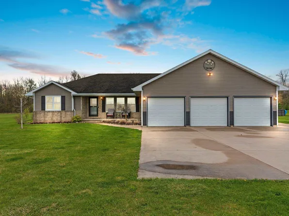 W7125 County Road A, Shiocton, WI 54170