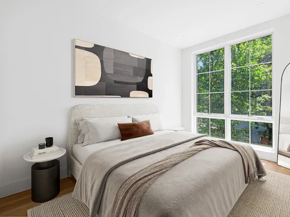 1019 Hancock Street image 7 of 10