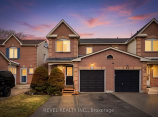 13 Rollo Dr, Ajax, ON L1S 7E7