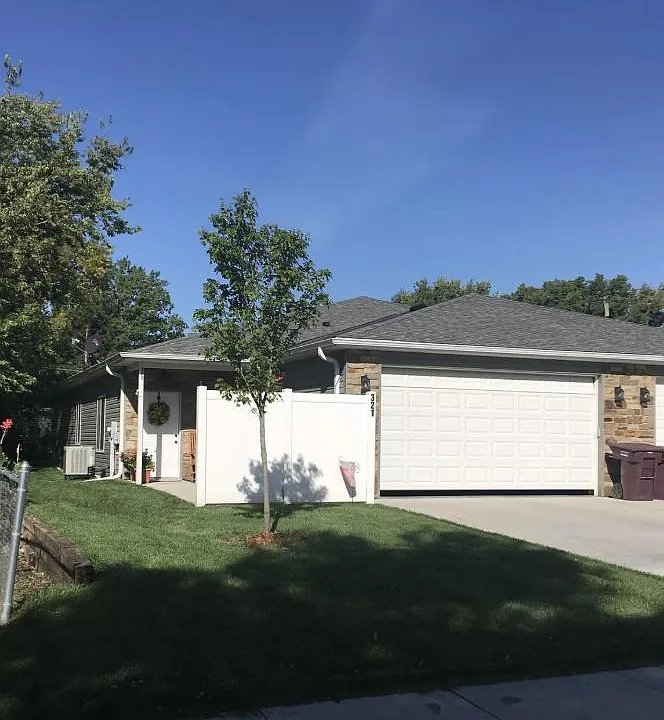 337 NW 19th St