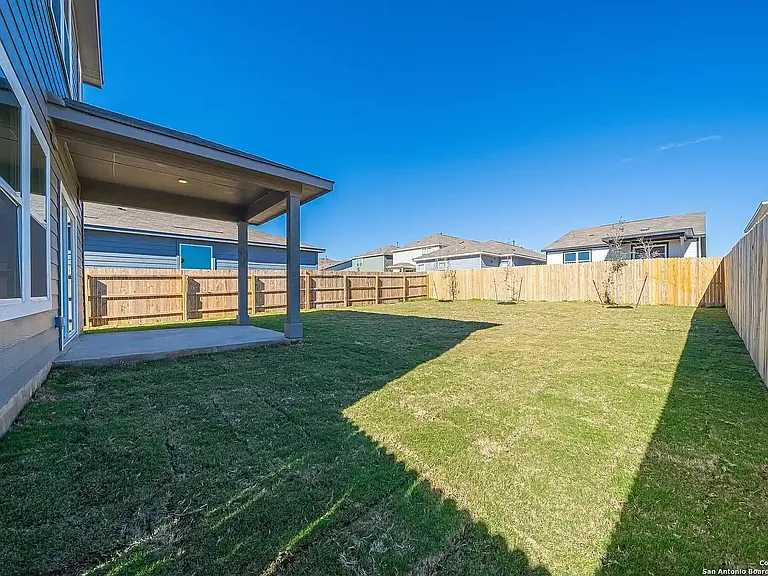 731 Bellamy Dr — Photo 24
