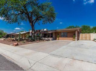 9024 W Heatherbrae Dr, Phoenix, AZ 85037