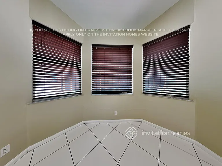 5477 NW 57th Way — Photo 6