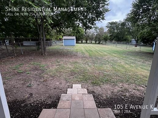 2nd image of 105 E Avenue K