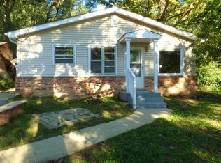4920 Wildwood Dr, McHenry, IL 60051