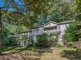 106 Karla Cir, Hendersonville, NC 28739