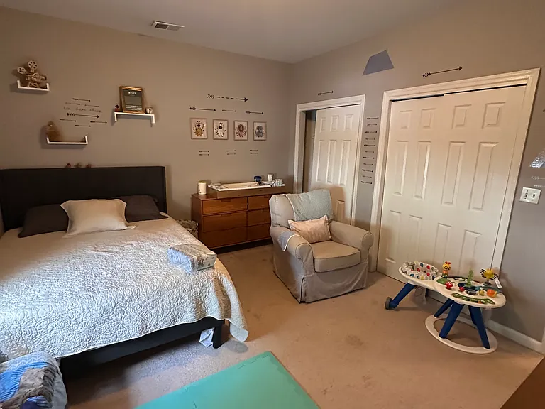 27 Sussex Ave #2 — Photo 18