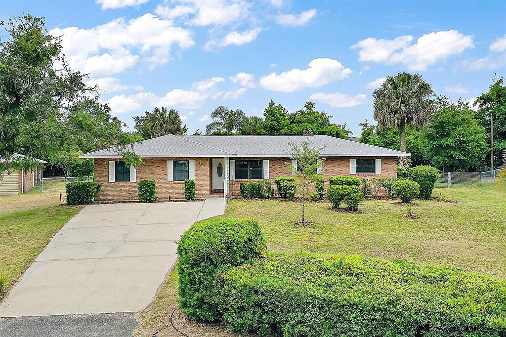 Eustis, FL Vintage Homes & Estates -- Historic Real Estate for Sale - Redfin