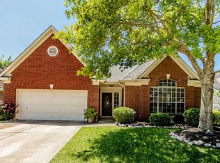 2924 Veva Dr, Pearland, TX 77584