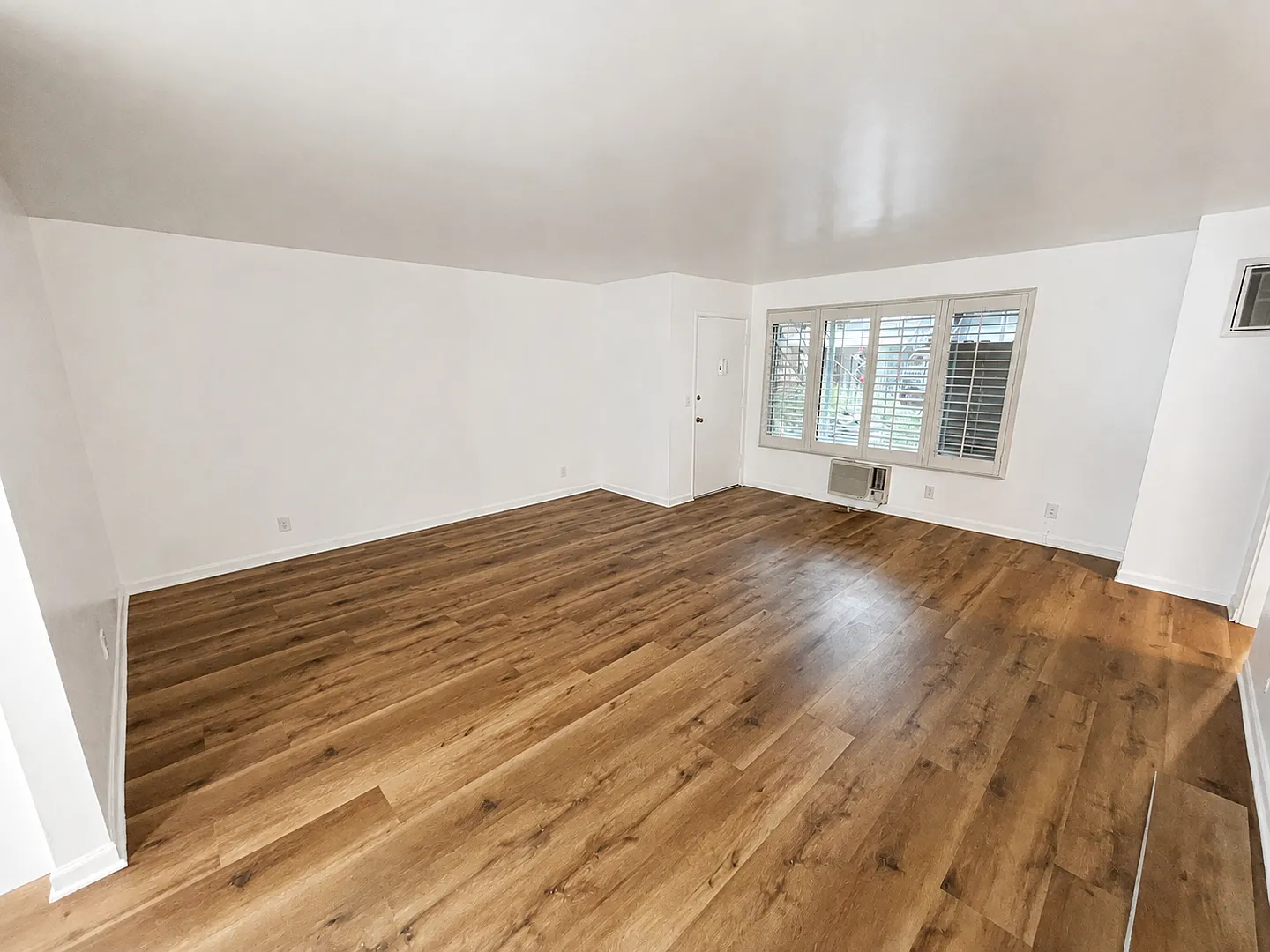 343 Steckel Dr — Photo 3