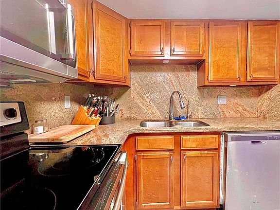 5th image of 13360 Fox Chapel Ct