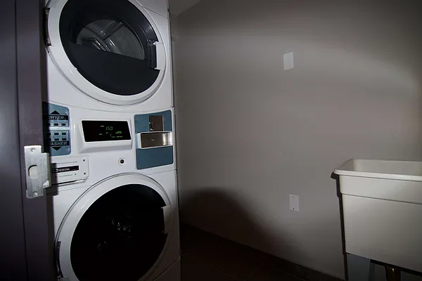 Rented by Nooklyn NYC LLC | media 25