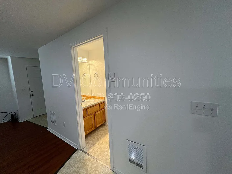 2521 NW Cedar Ave #1 — Photo 13